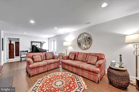 Living - 6200 Hanover Ave, Springfield, VA 22150 photo 5 of 5