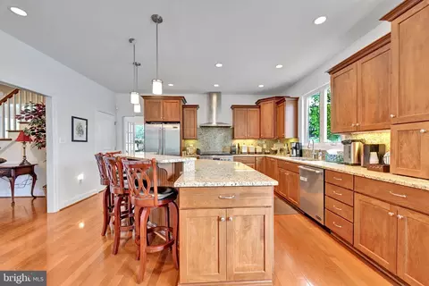 Kitchen - 6200 Hanover Ave, Springfield, VA 22150 photo 4 of 6