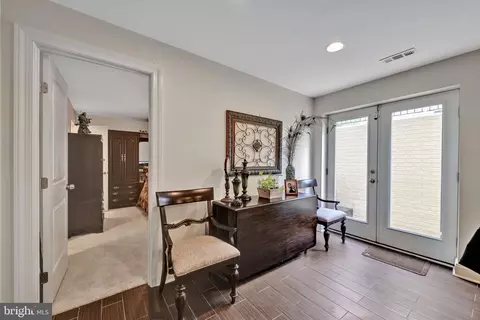 Entry Way - 6200 Hanover Ave, Springfield, VA 22150 photo 9 of 9