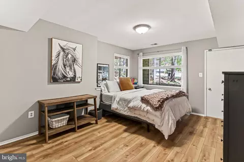 Bedroom - 10714 Midsummer Dr, Reston, VA 20191 photo 4 of 5
