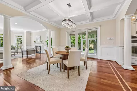 Dining - 7008 Hamel Hill Ct, Mclean, VA 22101 photo 4 of 5