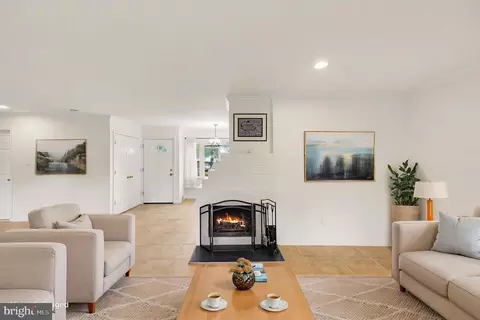 Living - 6714 Edsall Rd, Springfield, VA 22151 photo 1 of 3