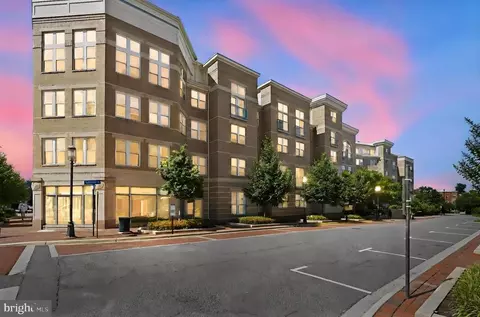 12001 Market St #443, Reston, VA 20190