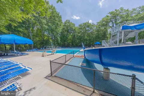 Exterior - 11714 Dry River Ct, Reston, VA 20191 photo 4 of 4