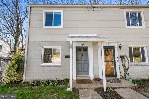 5873 Blaine Dr, Alexandria, VA 22303