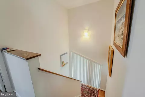 Entry Way - 2013 Lakewinds Dr, Reston, VA 20191 photo 2 of 2