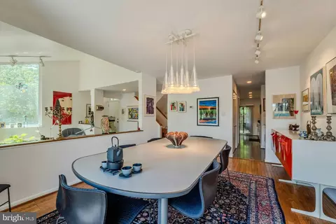 Dining - 2013 Lakewinds Dr, Reston, VA 20191 photo 3 of 5