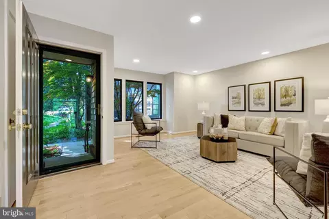 Entry Way - 11024 Thrush Ridge Rd, Reston, VA 20191 photo 1 of 1