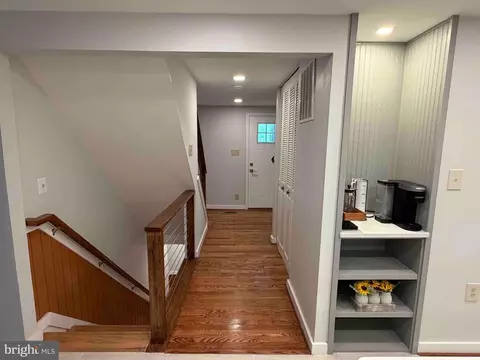 Entry Way - 2283 Dosinia Ct, Reston, VA 20191 photo 1 of 4