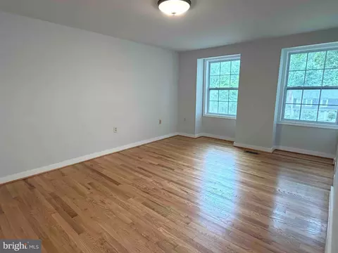 Living - 2283 Dosinia Ct, Reston, VA 20191 photo 7 of 7