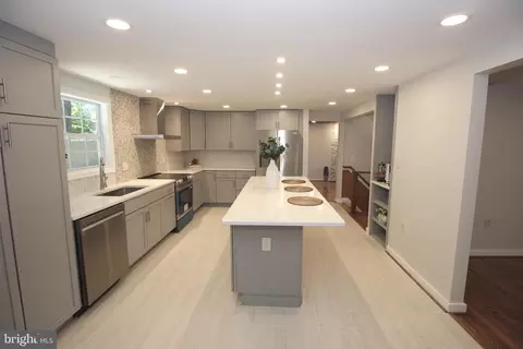 Kitchen - 2283 Dosinia Ct, Reston, VA 20191 photo 1 of 3