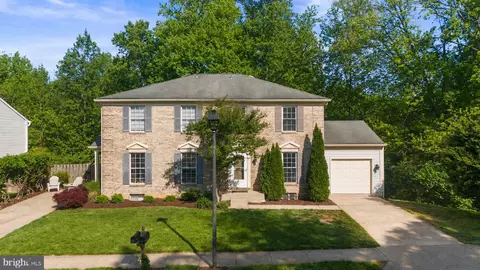 5926 Powells Landing Rd, Burke, VA 22015
