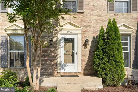 5926 Powells Landing Rd, Burke, VA 22015