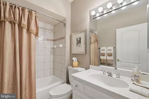 Bath - 1204 Daviswood Dr, Mclean, VA 22102 photo 7 of 8