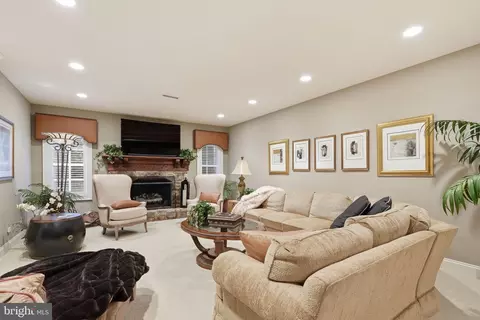 Living - 1204 Daviswood Dr, Mclean, VA 22102 photo 7 of 7