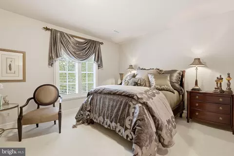 Bedroom - 1204 Daviswood Dr, Mclean, VA 22102 photo 5 of 8