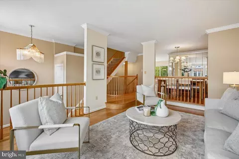 6488 Sharon Kay Ct, Alexandria, VA 22310