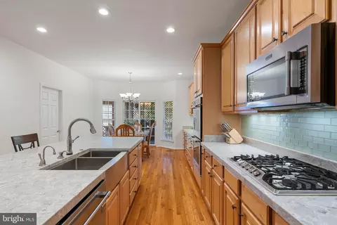 Kitchen - 8000 Pohick Rd, Springfield, VA 22153 photo 4 of 7