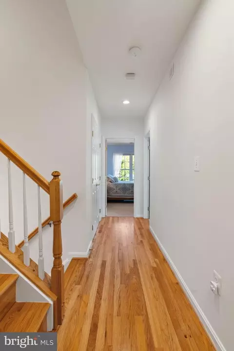 Entry Way - 8000 Pohick Rd, Springfield, VA 22153 photo 6 of 6