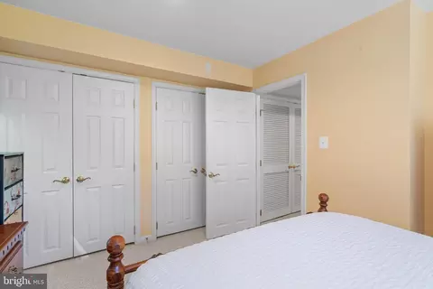 Bedroom - 8000 Pohick Rd, Springfield, VA 22153 photo 9 of 10