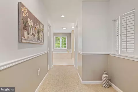 Entry Way - 8000 Pohick Rd, Springfield, VA 22153 photo 4 of 6