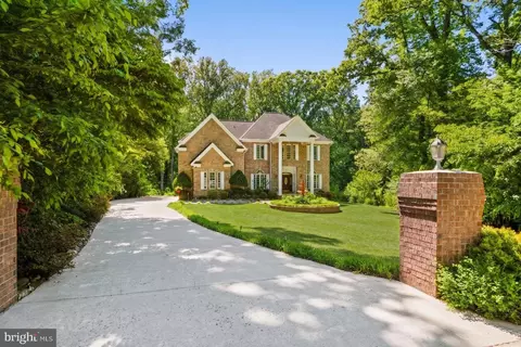 3750 Prosperity Ave, Fairfax, VA 22031