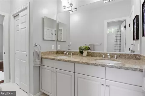 Bath - 6441 Georgetown Pike, Mclean, VA 22101 photo 6 of 10
