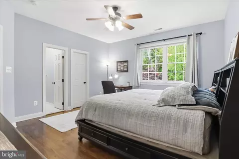 Bedroom - 6441 Georgetown Pike, Mclean, VA 22101 photo 5 of 11