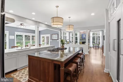 Kitchen - 6441 Georgetown Pike, Mclean, VA 22101 photo 4 of 11