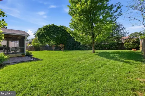 Exterior - 7824 Water Valley Ct, Springfield, VA 22153 photo 5 of 6