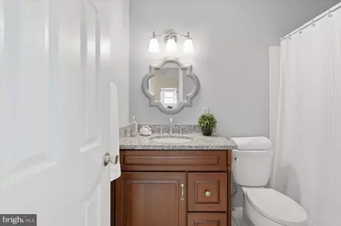 Bath - 7824 Water Valley Ct, Springfield, VA 22153 photo 3 of 3