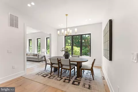 1915 Great Falls St, Mclean, VA 22101 photo 28