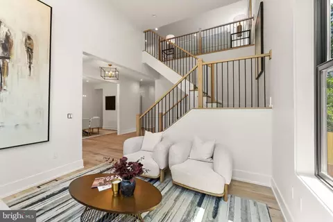 1915 Great Falls St, Mclean, VA 22101 photo 7