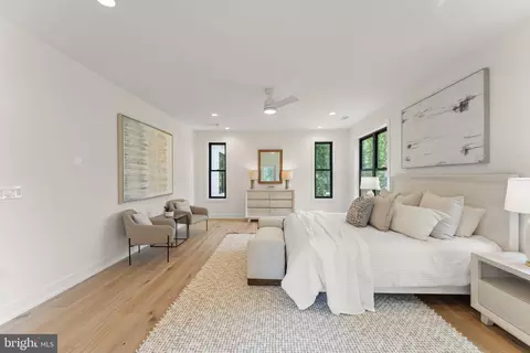 1915 Great Falls St, Mclean, VA 22101 photo 46