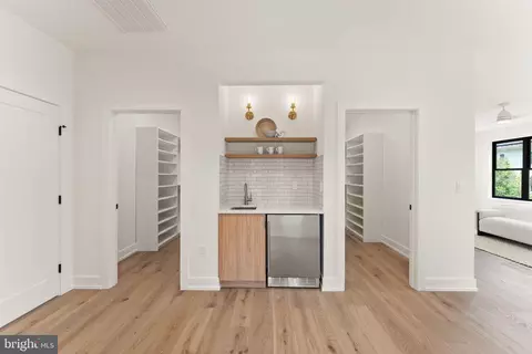 1915 Great Falls St, Mclean, VA 22101 photo 57