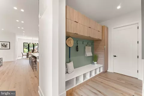 1915 Great Falls St, Mclean, VA 22101 photo 32