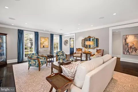 1105 Harvey Rd, Mclean, VA 22101 photo 3
