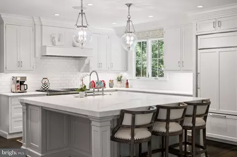1105 Harvey Rd, Mclean, VA 22101 photo 4