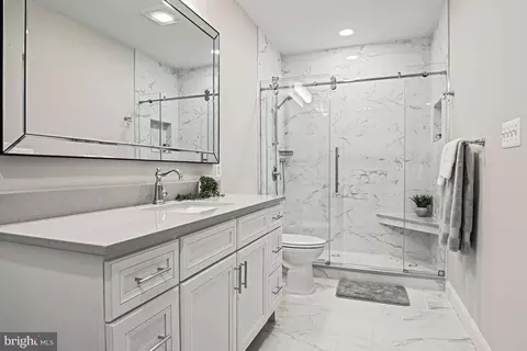 Bath - 1109 Nielson Ct, Mclean, VA 22102 photo 10 of 10