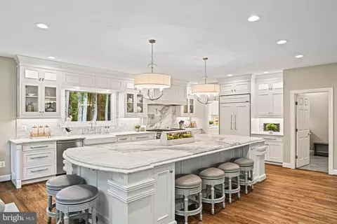 Kitchen - 1109 Nielson Ct, Mclean, VA 22102 photo 2 of 11