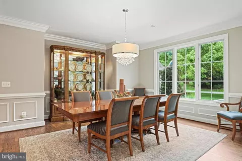 Dining - 1109 Nielson Ct, Mclean, VA 22102 photo 2 of 4
