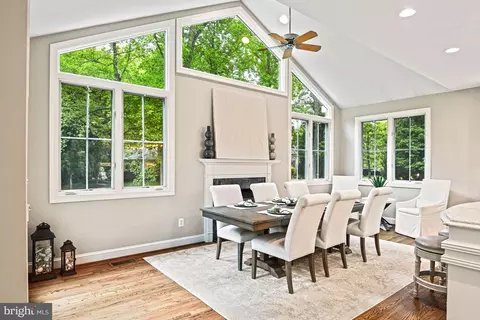 Dining - 1109 Nielson Ct, Mclean, VA 22102 photo 3 of 4