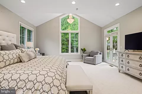 Bedroom - 1109 Nielson Ct, Mclean, VA 22102 photo 2 of 10