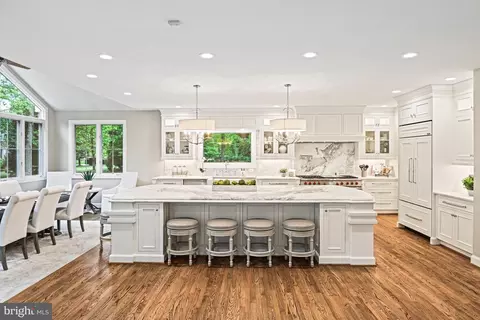 Kitchen - 1109 Nielson Ct, Mclean, VA 22102 photo 5 of 11