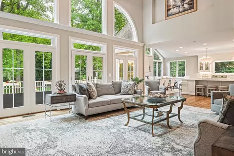 Living - 1109 Nielson Ct, Mclean, VA 22102 photo 6 of 7