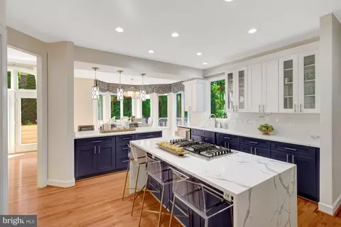 Kitchen - 1387 Cameron Heath Dr, Reston, VA 20194 photo 2 of 5