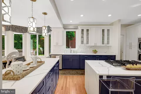 Kitchen - 1387 Cameron Heath Dr, Reston, VA 20194 photo 5 of 5
