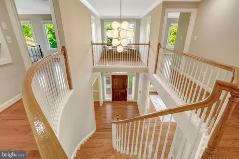 Entry Way - 1387 Cameron Heath Dr, Reston, VA 20194 photo 4 of 7
