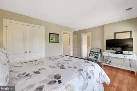 Bedroom - 1387 Cameron Heath Dr, Reston, VA 20194 photo 7 of 8