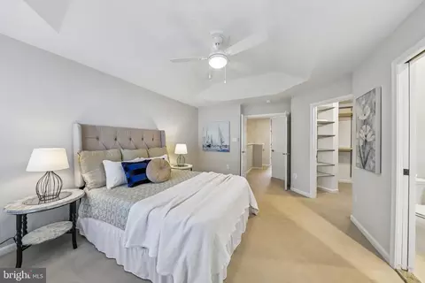 Bedroom - 2625 Tarleton Corner Dr, Herndon, VA 20171 photo 9 of 10